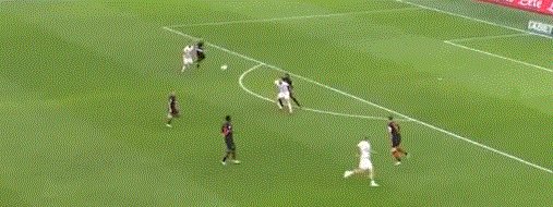 官方赛事-【意甲】莱昂+烈火替补造逆转 AC米兰先丢2球3比2胜